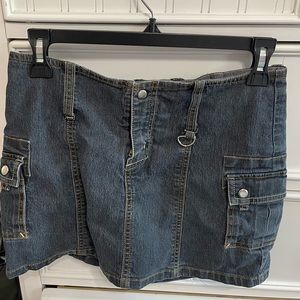 Bisou Bisou Vintage Y2K Low rise Mini Skirt